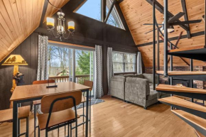 Whispering Pines - Lake Access Hot Tub Fire Pit